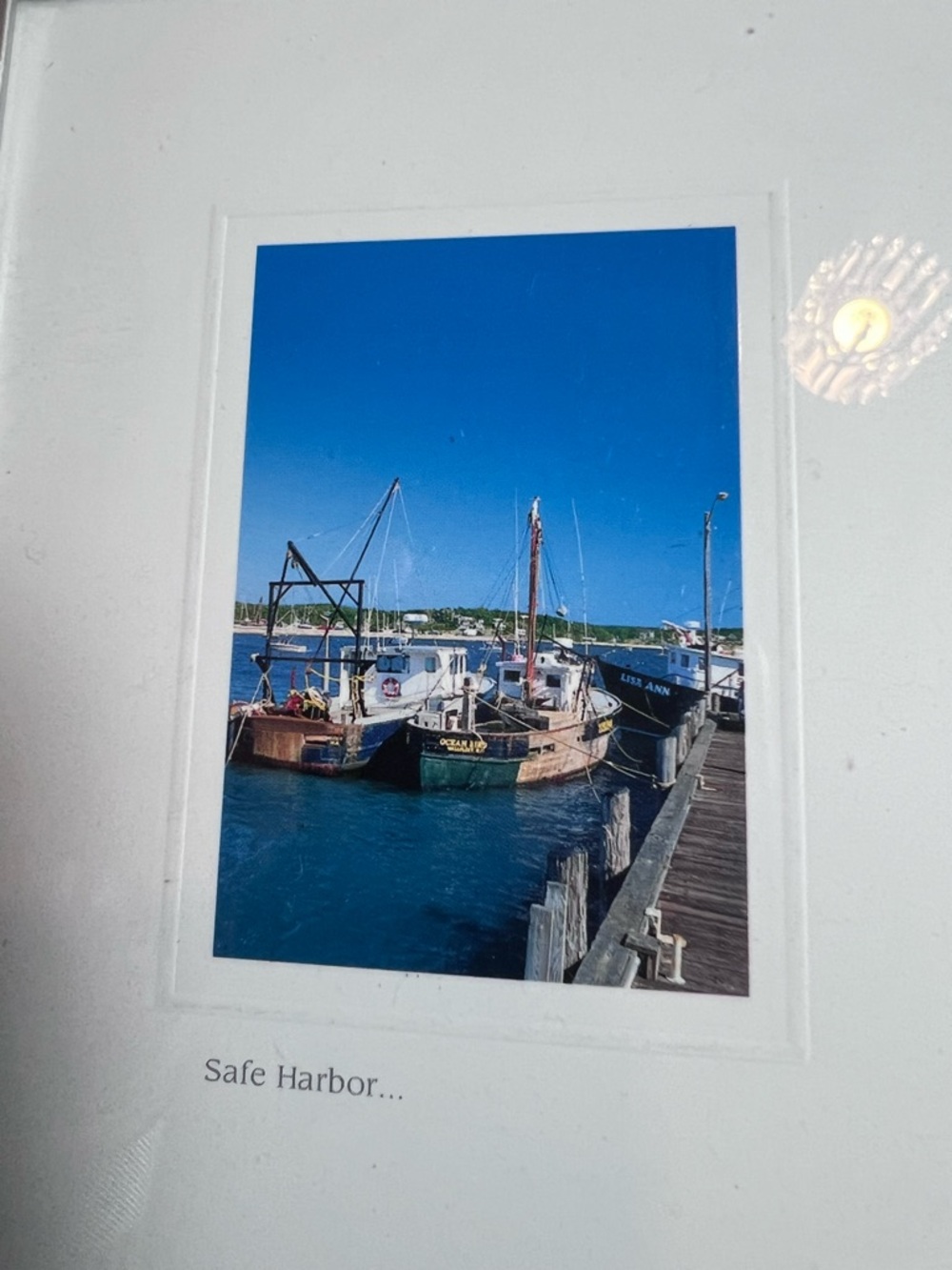Pictures of Cape Cod and Nantucket
These pictures show life in New England - Picture 7 of 11